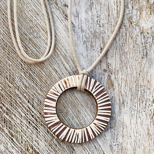 Isola Bella | Block Printed Stoneware Pendant Necklace
