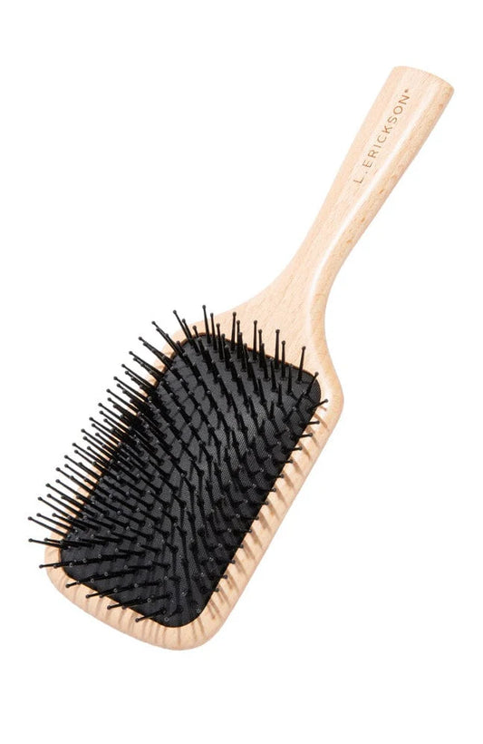 L.Erickson | The Standard Brush