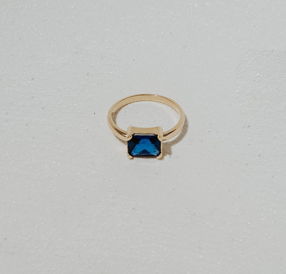 Katherine Stuart | Grace Blue Sapphire Ring