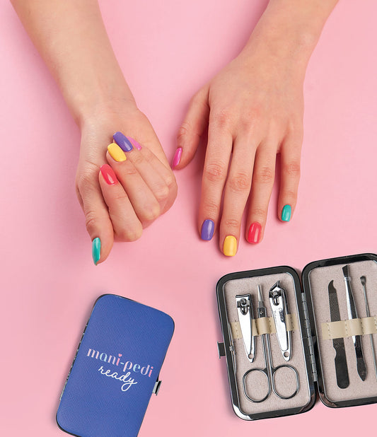 Olivia Moss | Mani Pedi Ready Manicure Kit