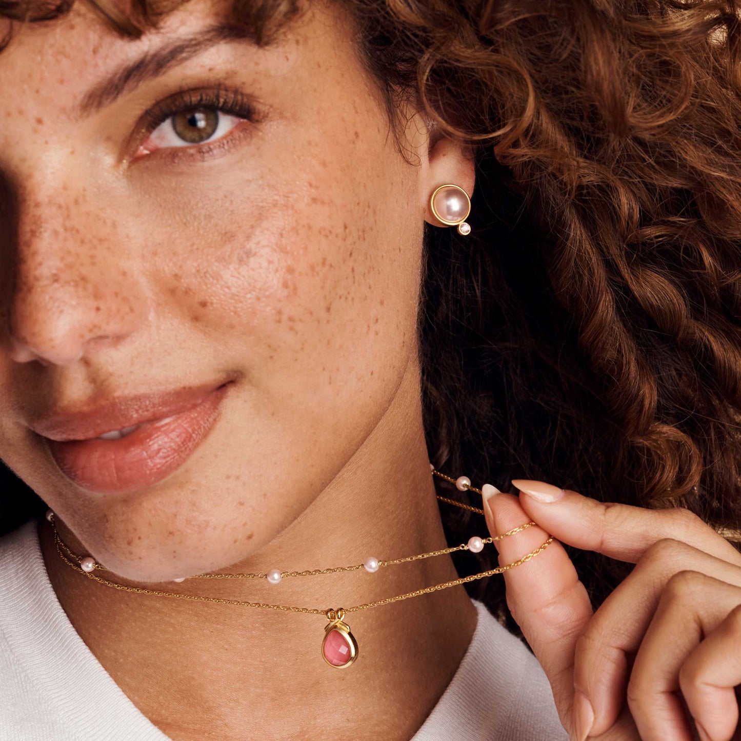 Julie Vos | The Pink Delicate Station Necklace