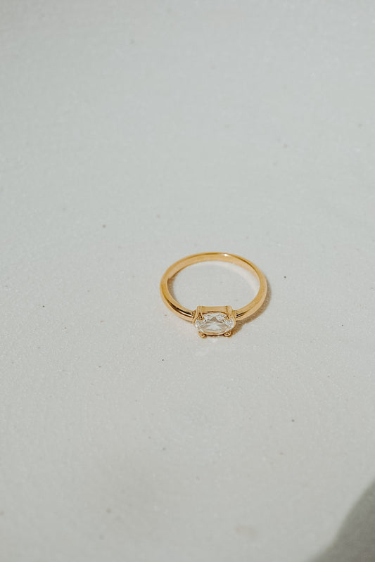 Katherine Stuart | 14k Gold Small White Sapphire Beatrice Oval Ring