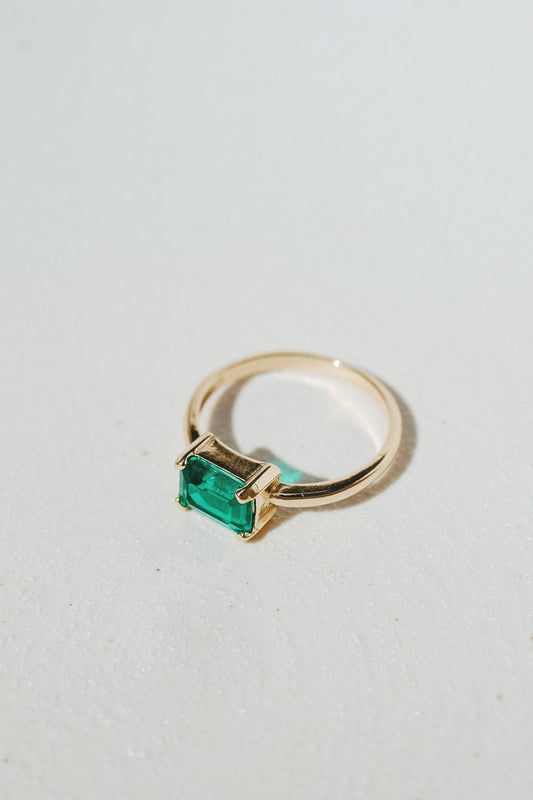 Katherine Stuart | 14k Gold Grace Emerald Large Ring